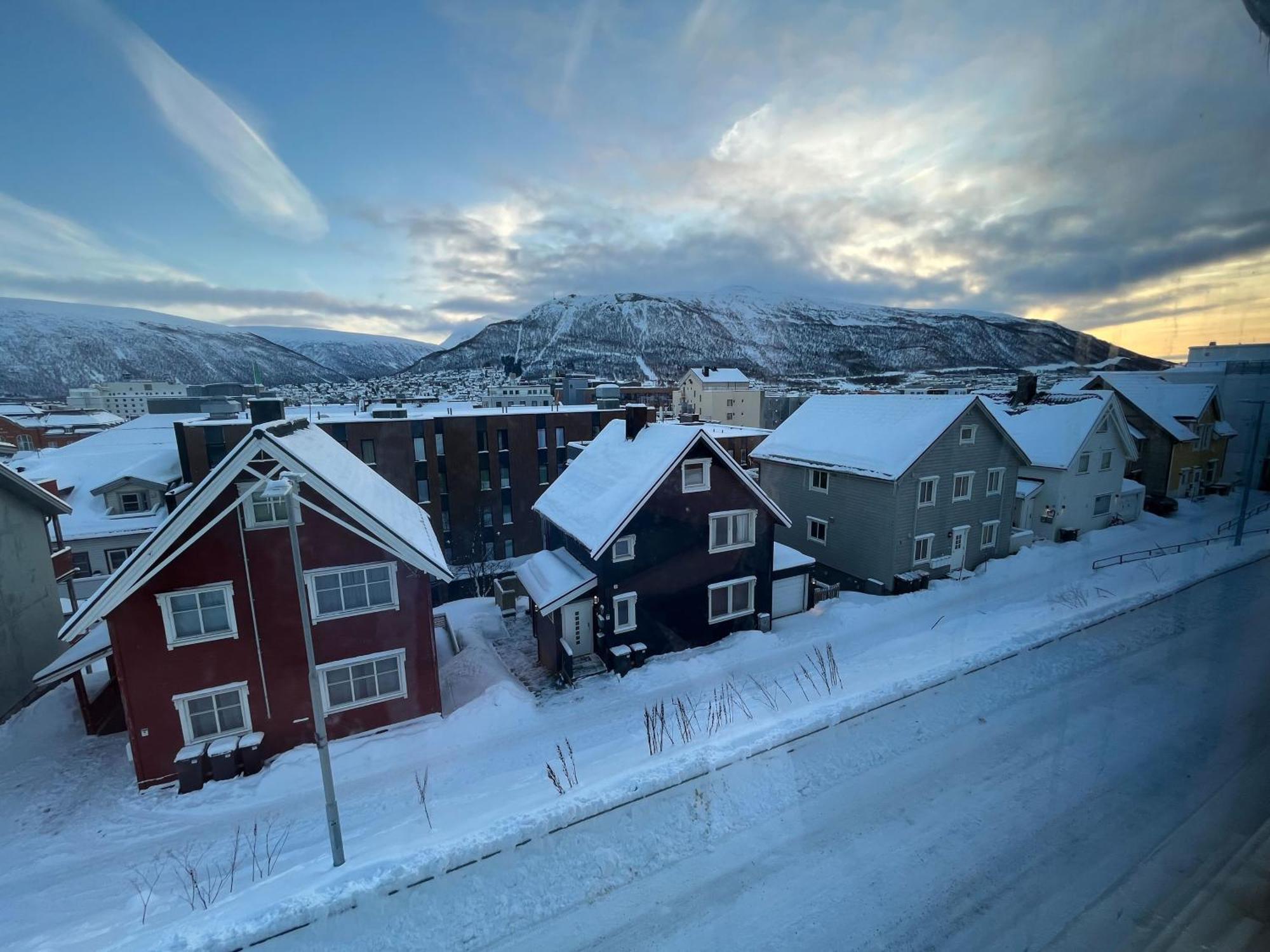 Enter Backpack Apartments Tromso Luaran gambar